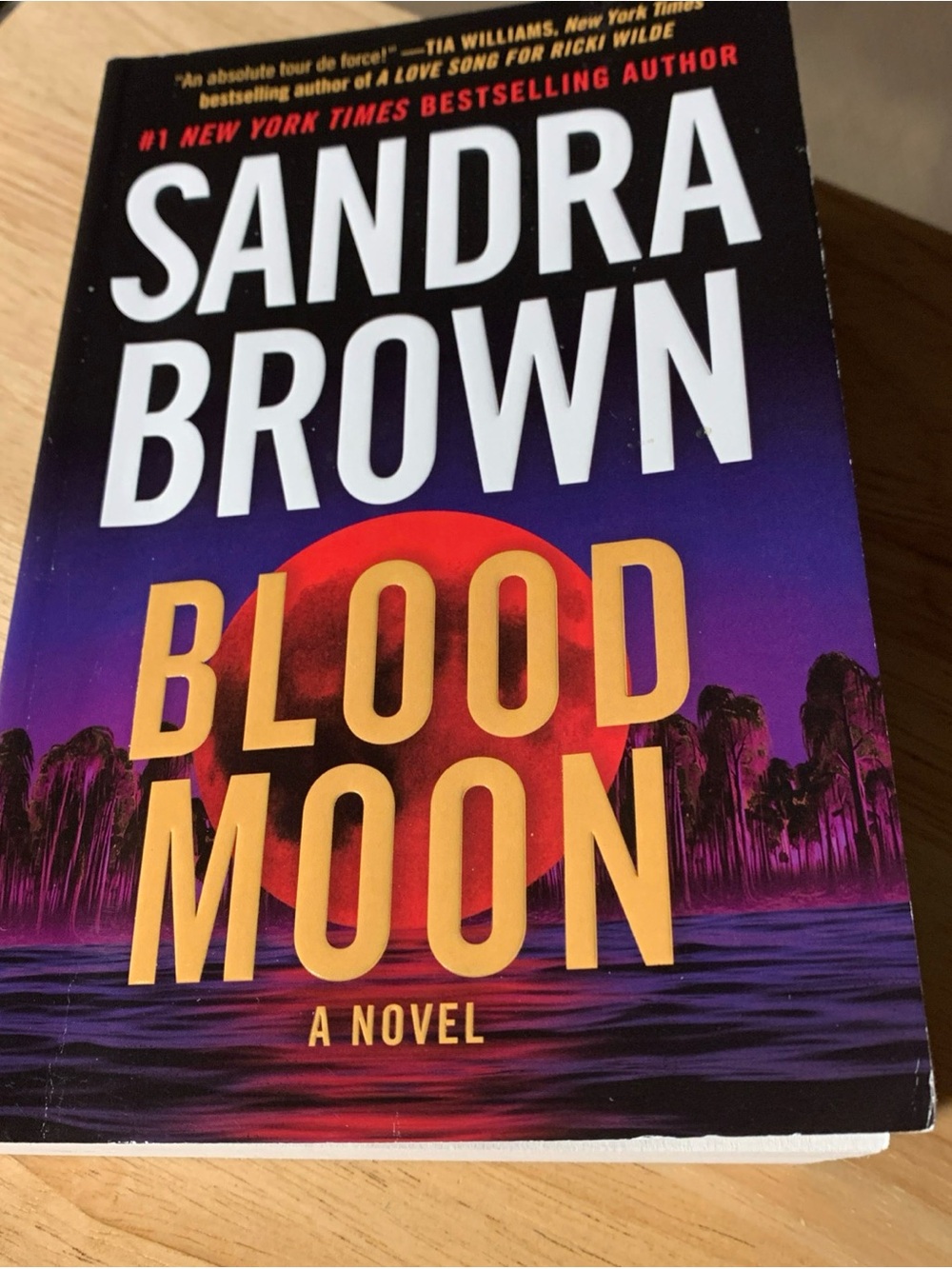 Blood Moon by Sandra Brown (2025, Trade Paperback)
